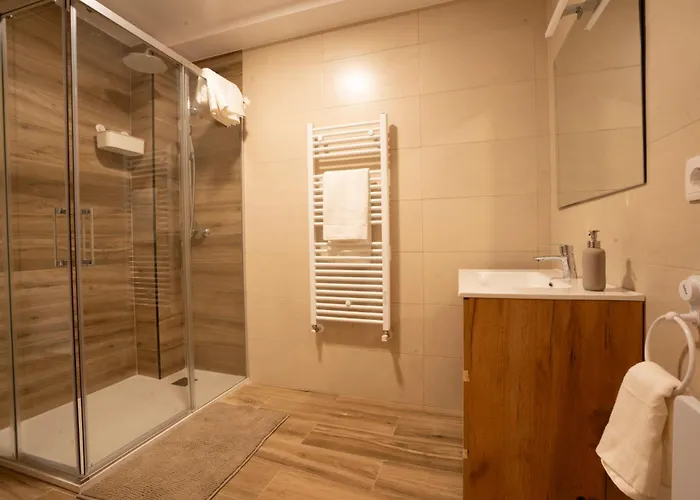 Y El Campanu Gasthuis Onís